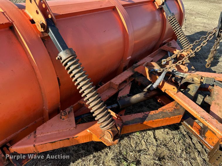 image for item LO9338 2006 Sterling LT  dump truck