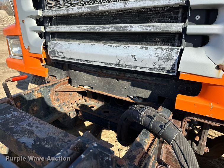 image for item LO9338 2006 Sterling LT  dump truck