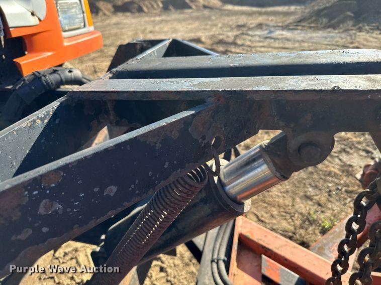 image for item LO9338 2006 Sterling LT  dump truck