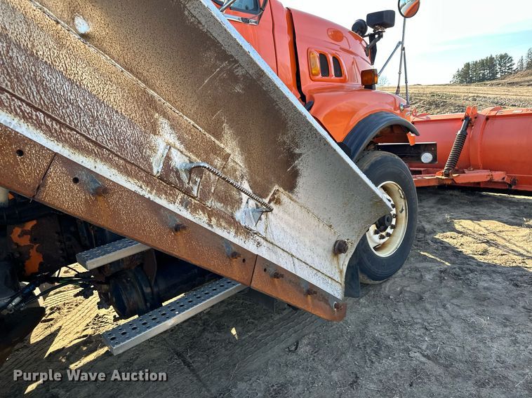 image for item LO9338 2006 Sterling LT  dump truck