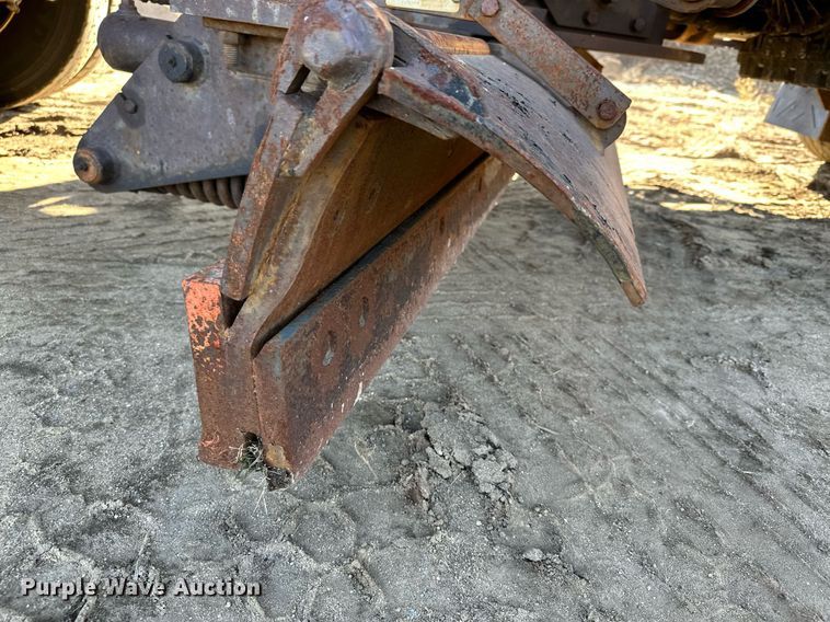 image for item LO9338 2006 Sterling LT  dump truck