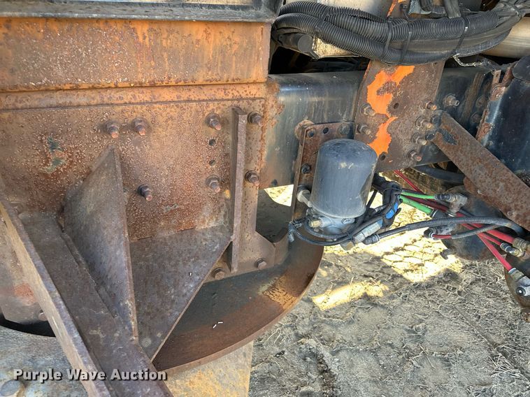 image for item LO9338 2006 Sterling LT  dump truck