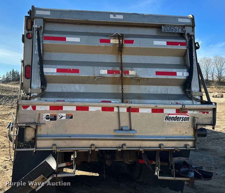 image for item LO9338 2006 Sterling LT  dump truck