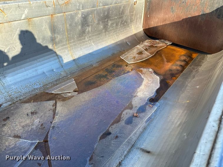 image for item LO9338 2006 Sterling LT  dump truck