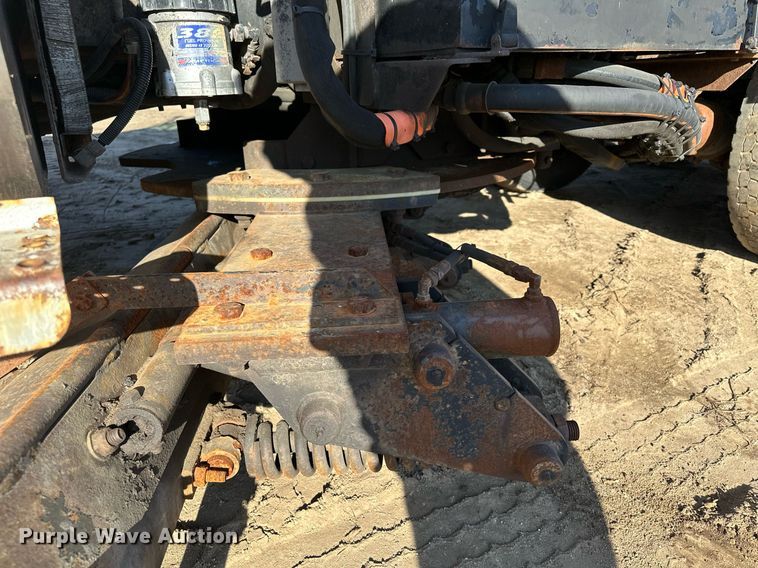 image for item LO9338 2006 Sterling LT  dump truck