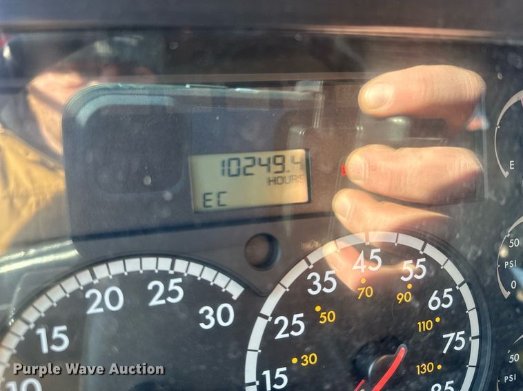 image for item LO9338 2006 Sterling LT  dump truck