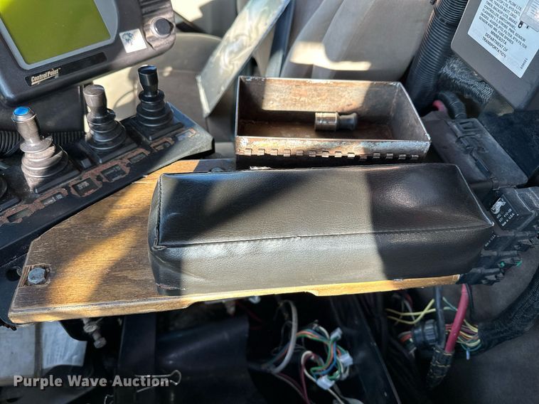 image for item LO9338 2006 Sterling LT  dump truck