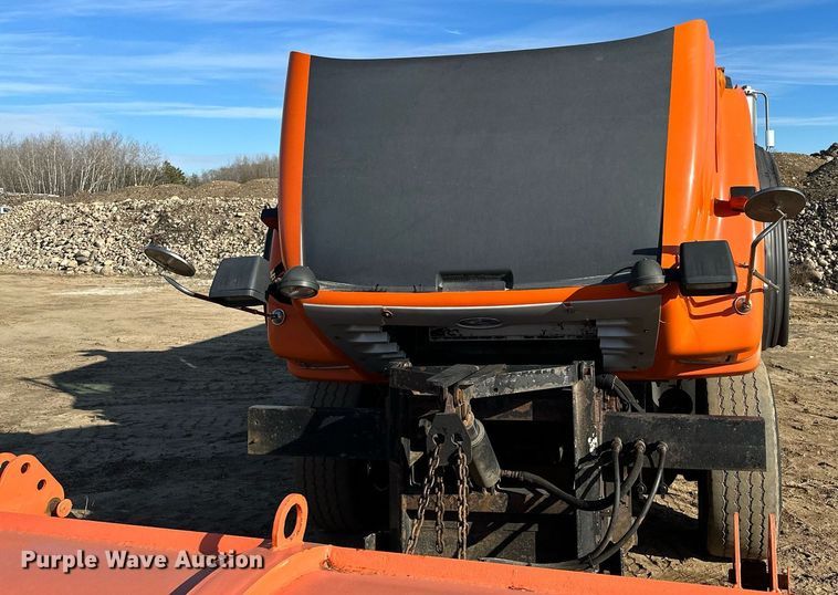 image for item LO9338 2006 Sterling LT  dump truck