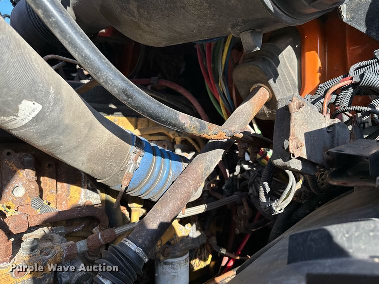 image for item LO9338 2006 Sterling LT  dump truck