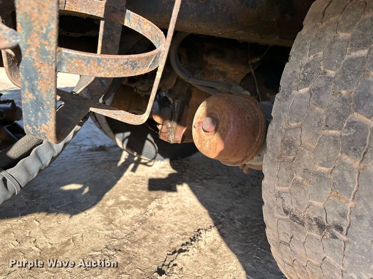 image for item LO9338 2006 Sterling LT  dump truck