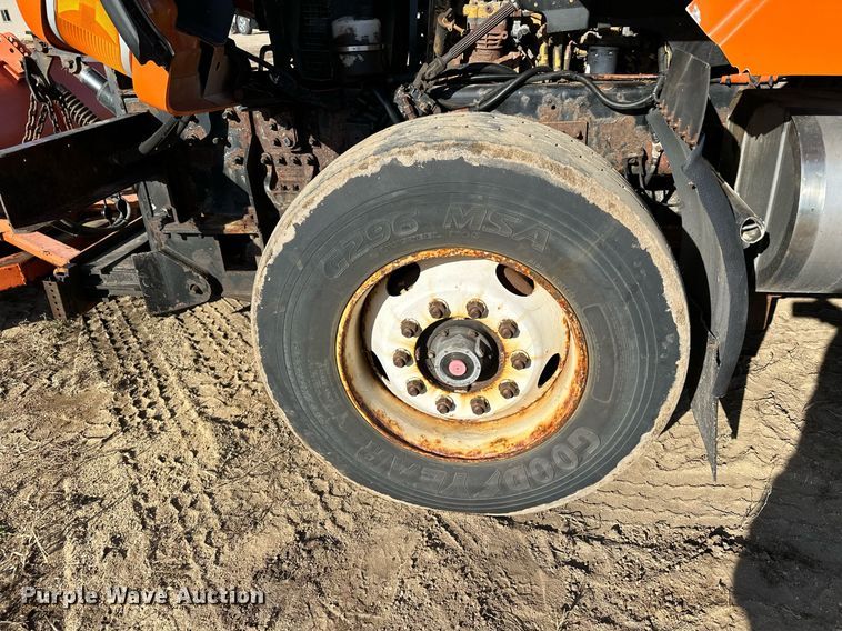 image for item LO9338 2006 Sterling LT  dump truck