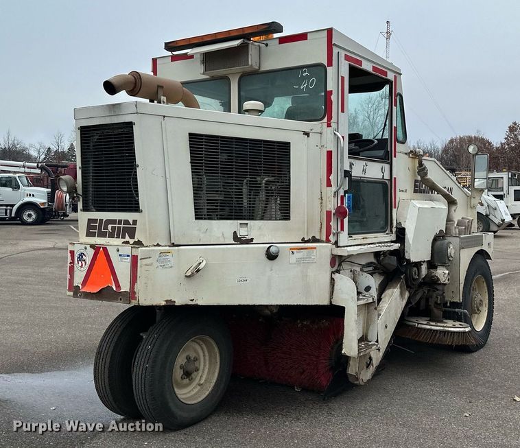 image for item LO9339 1999 Elgin Pellican series SF  sweeper