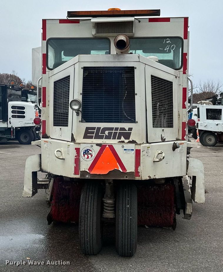 image for item LO9339 1999 Elgin Pellican series SF  sweeper