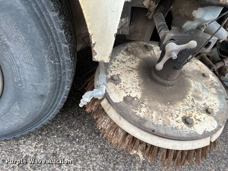 image for item LO9339 1999 Elgin Pellican series SF  sweeper