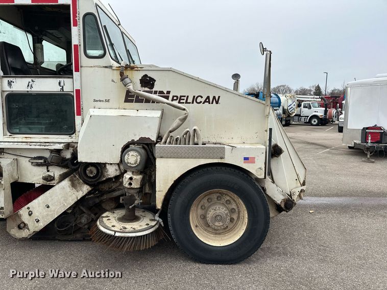 image for item LO9339 1999 Elgin Pellican series SF  sweeper