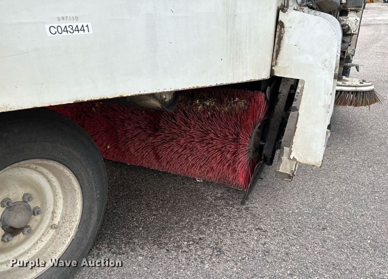 image for item LO9339 1999 Elgin Pellican series SF  sweeper