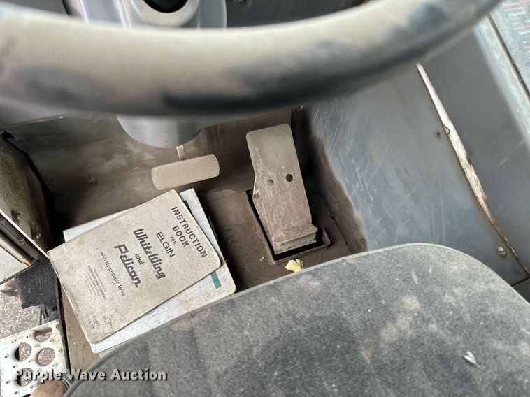 image for item LO9339 1999 Elgin Pellican series SF  sweeper