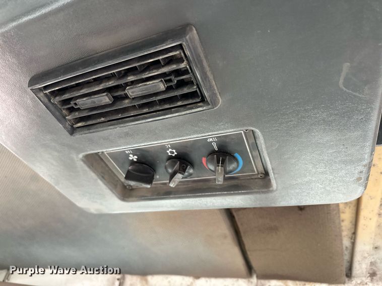 image for item LO9339 1999 Elgin Pellican series SF  sweeper