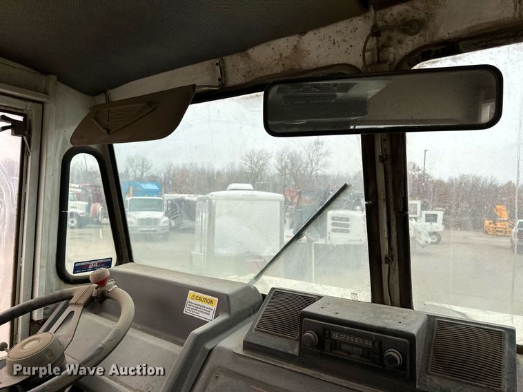 image for item LO9339 1999 Elgin Pellican series SF  sweeper