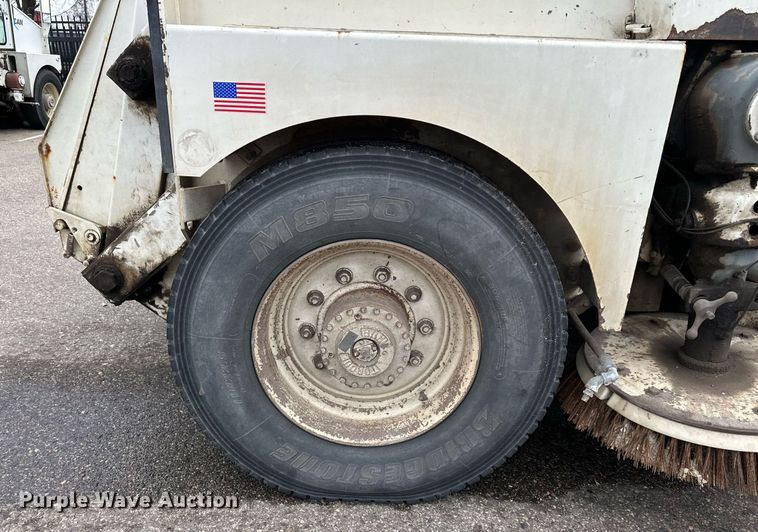 image for item LO9339 1999 Elgin Pellican series SF  sweeper