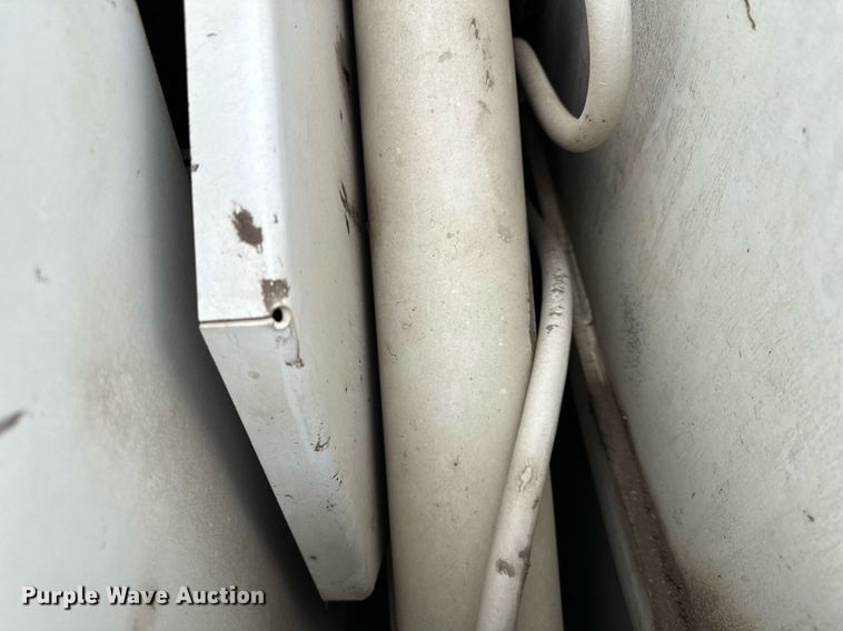 image for item LO9340 1998 Elgin Pellican  sweeper