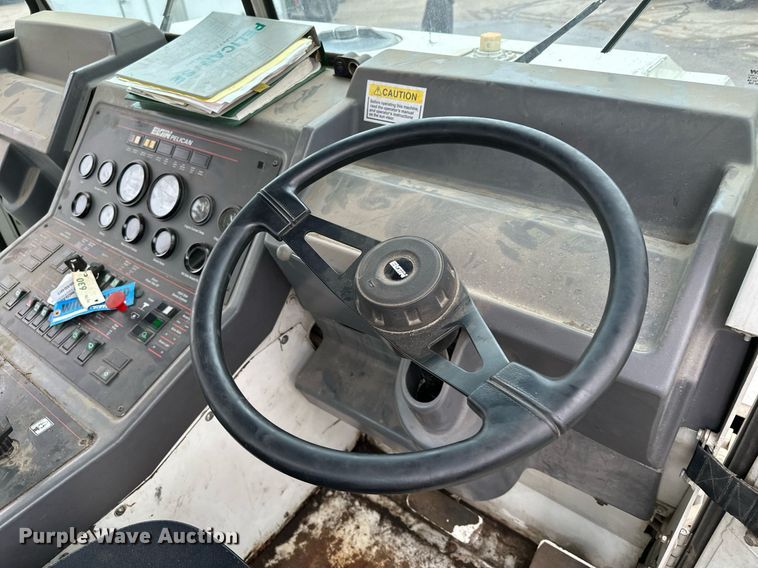 image for item LO9340 1998 Elgin Pellican  sweeper