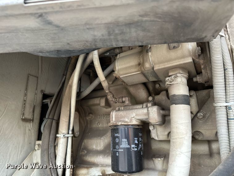 image for item LO9340 1998 Elgin Pellican  sweeper