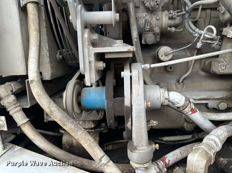 image for item LO9340 1998 Elgin Pellican  sweeper