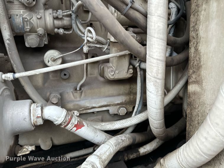 image for item LO9340 1998 Elgin Pellican  sweeper