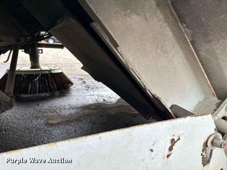 image for item LO9341 2000 Elgin Pelican  sweeper