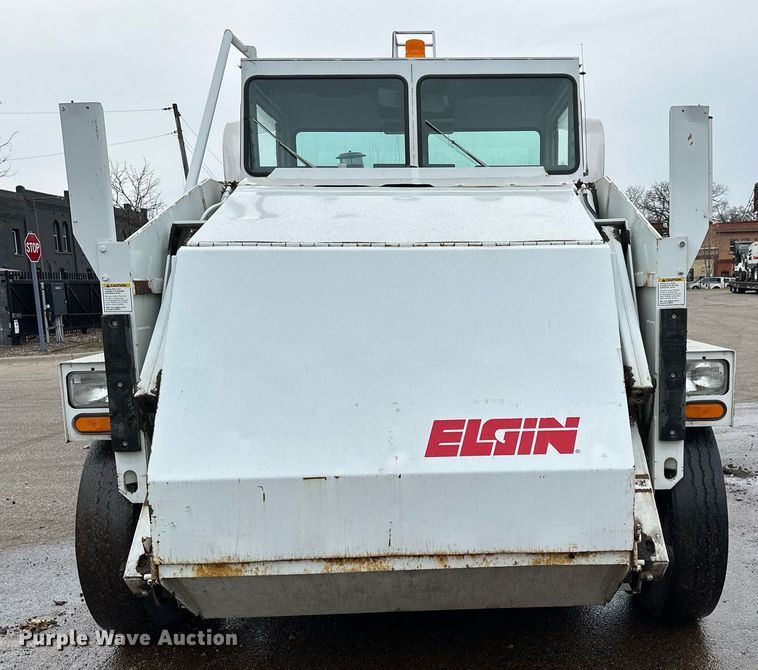 image for item LO9341 2000 Elgin Pelican  sweeper