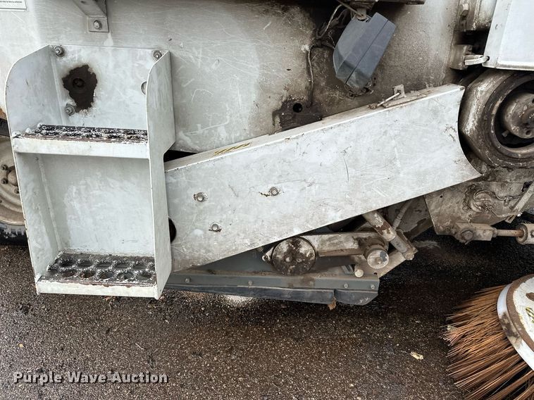 image for item LO9341 2000 Elgin Pelican  sweeper