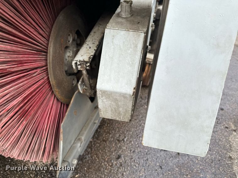 image for item LO9341 2000 Elgin Pelican  sweeper