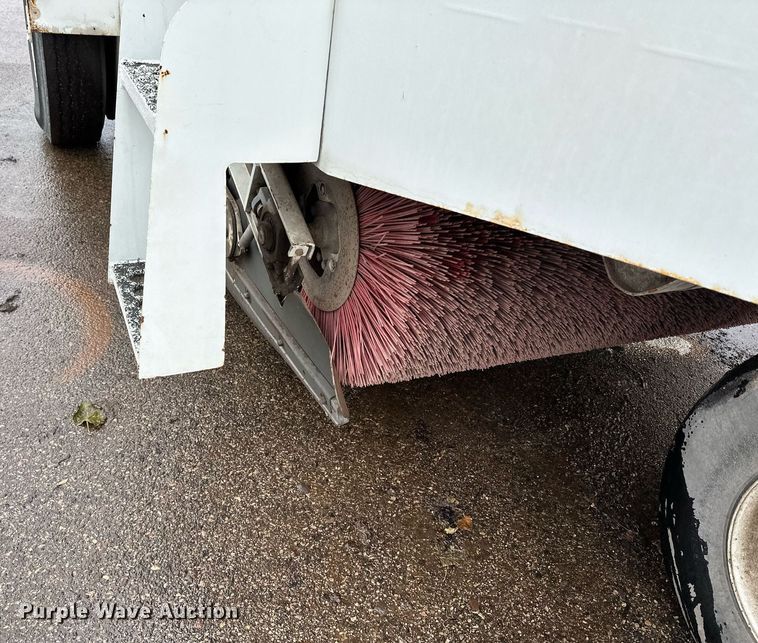 image for item LO9341 2000 Elgin Pelican  sweeper