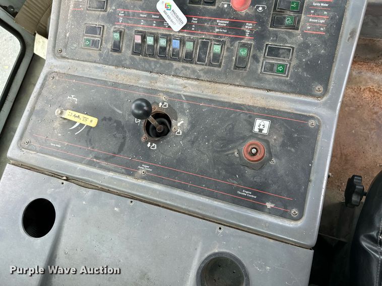 image for item LO9341 2000 Elgin Pelican  sweeper