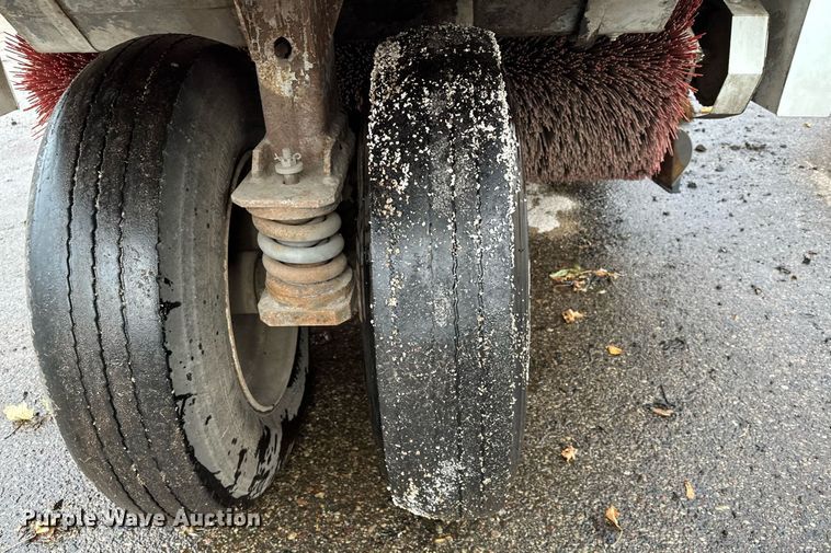 image for item LO9341 2000 Elgin Pelican  sweeper