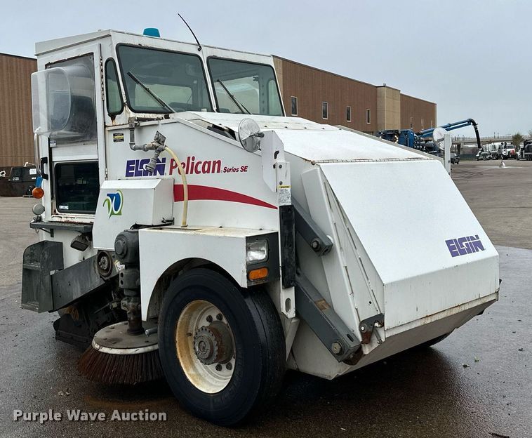 image for item LO9342 2001 Elgin Pellican series SE  sweeper