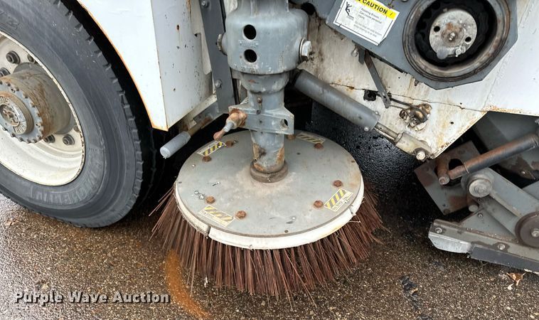image for item LO9342 2001 Elgin Pellican series SE  sweeper