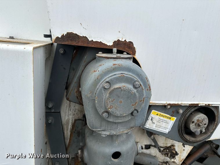 image for item LO9342 2001 Elgin Pellican series SE  sweeper