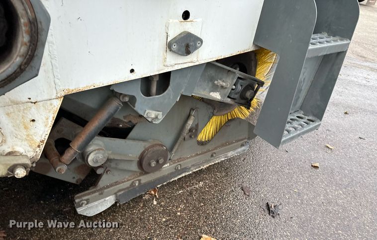 image for item LO9342 2001 Elgin Pellican series SE  sweeper