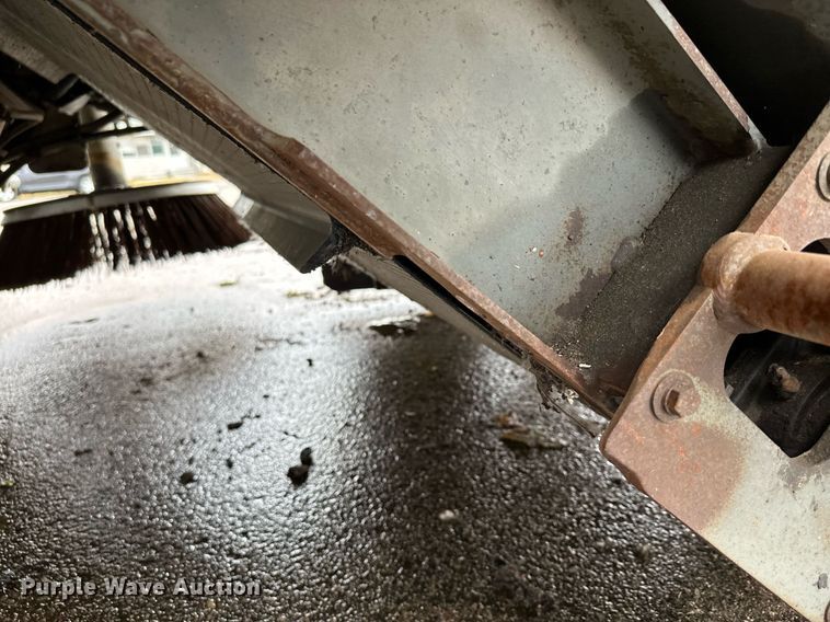 image for item LO9342 2001 Elgin Pellican series SE  sweeper