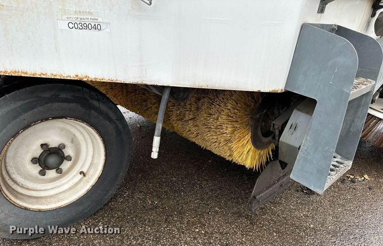 image for item LO9342 2001 Elgin Pellican series SE  sweeper