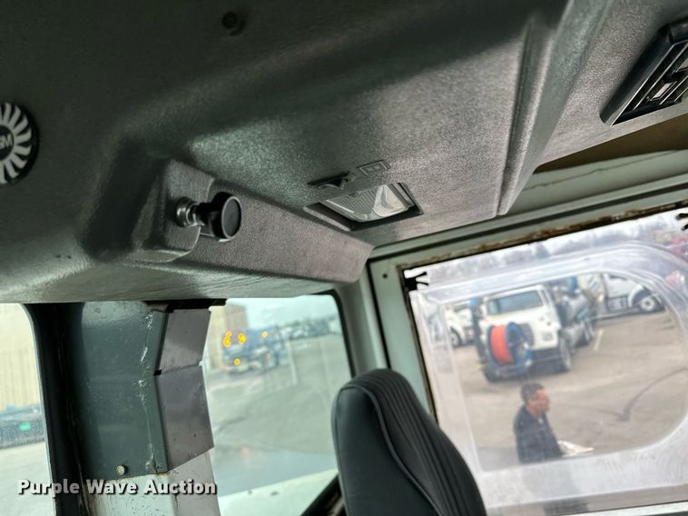 image for item LO9342 2001 Elgin Pellican series SE  sweeper