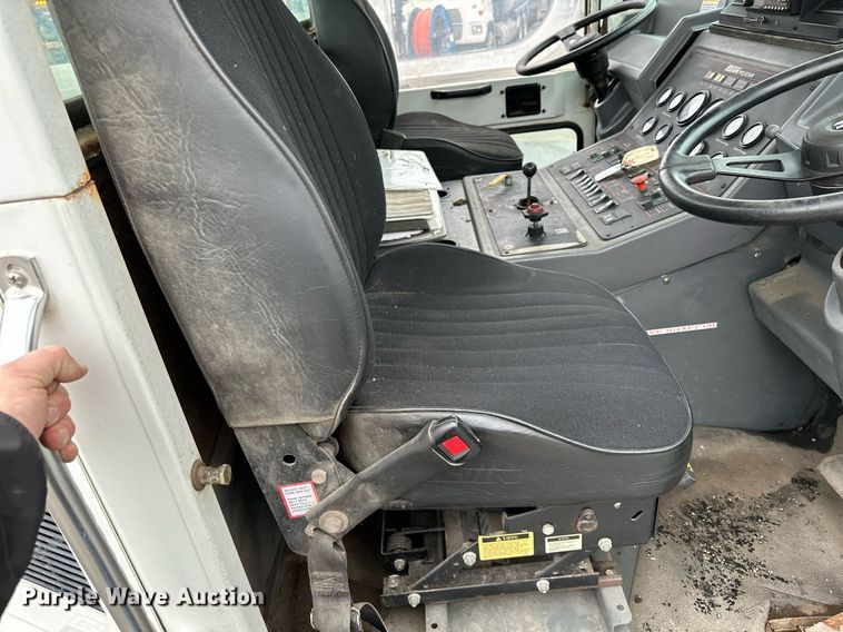 image for item LO9342 2001 Elgin Pellican series SE  sweeper