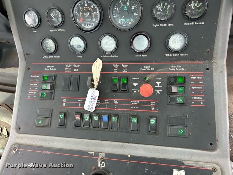 image for item LO9342 2001 Elgin Pellican series SE  sweeper