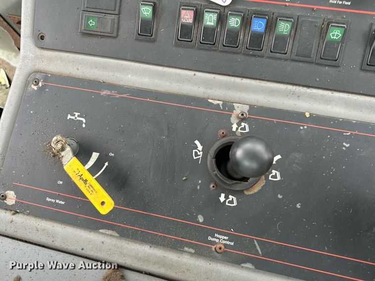 image for item LO9342 2001 Elgin Pellican series SE  sweeper