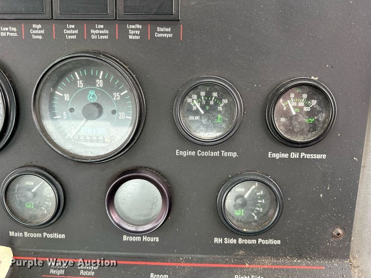 image for item LO9342 2001 Elgin Pellican series SE  sweeper