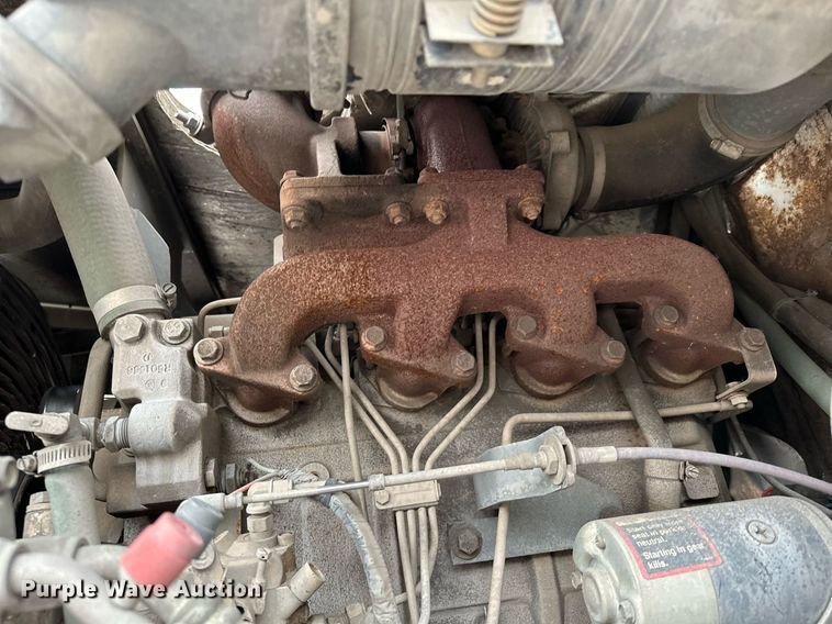 image for item LO9342 2001 Elgin Pellican series SE  sweeper