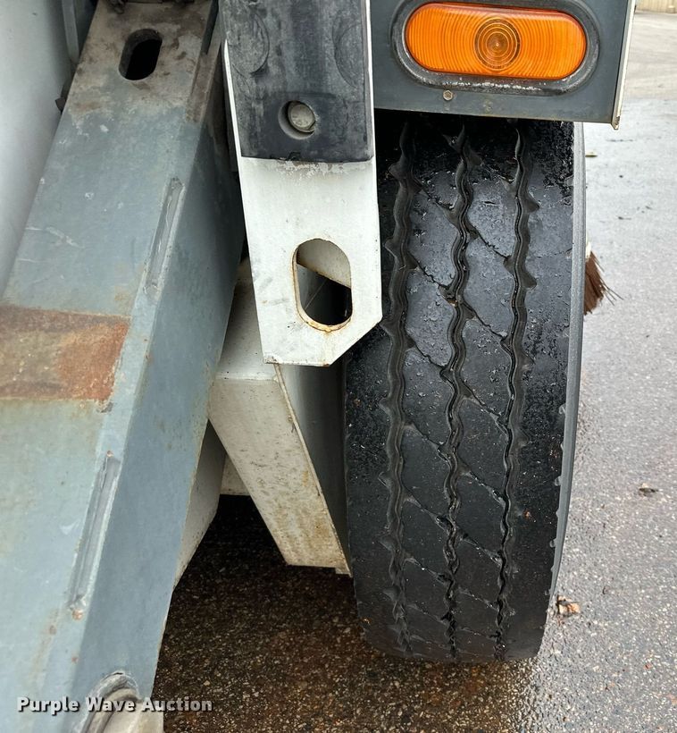 image for item LO9342 2001 Elgin Pellican series SE  sweeper