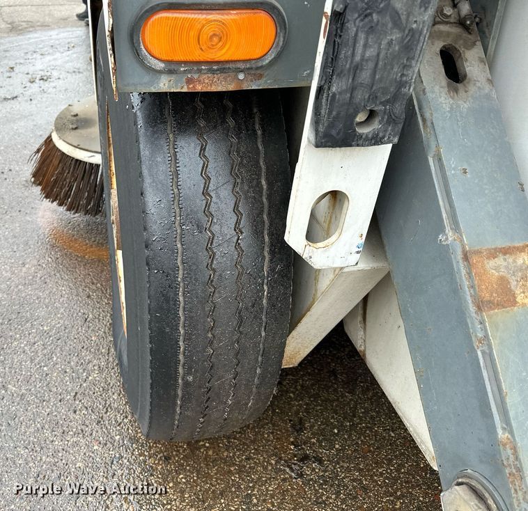 image for item LO9342 2001 Elgin Pellican series SE  sweeper